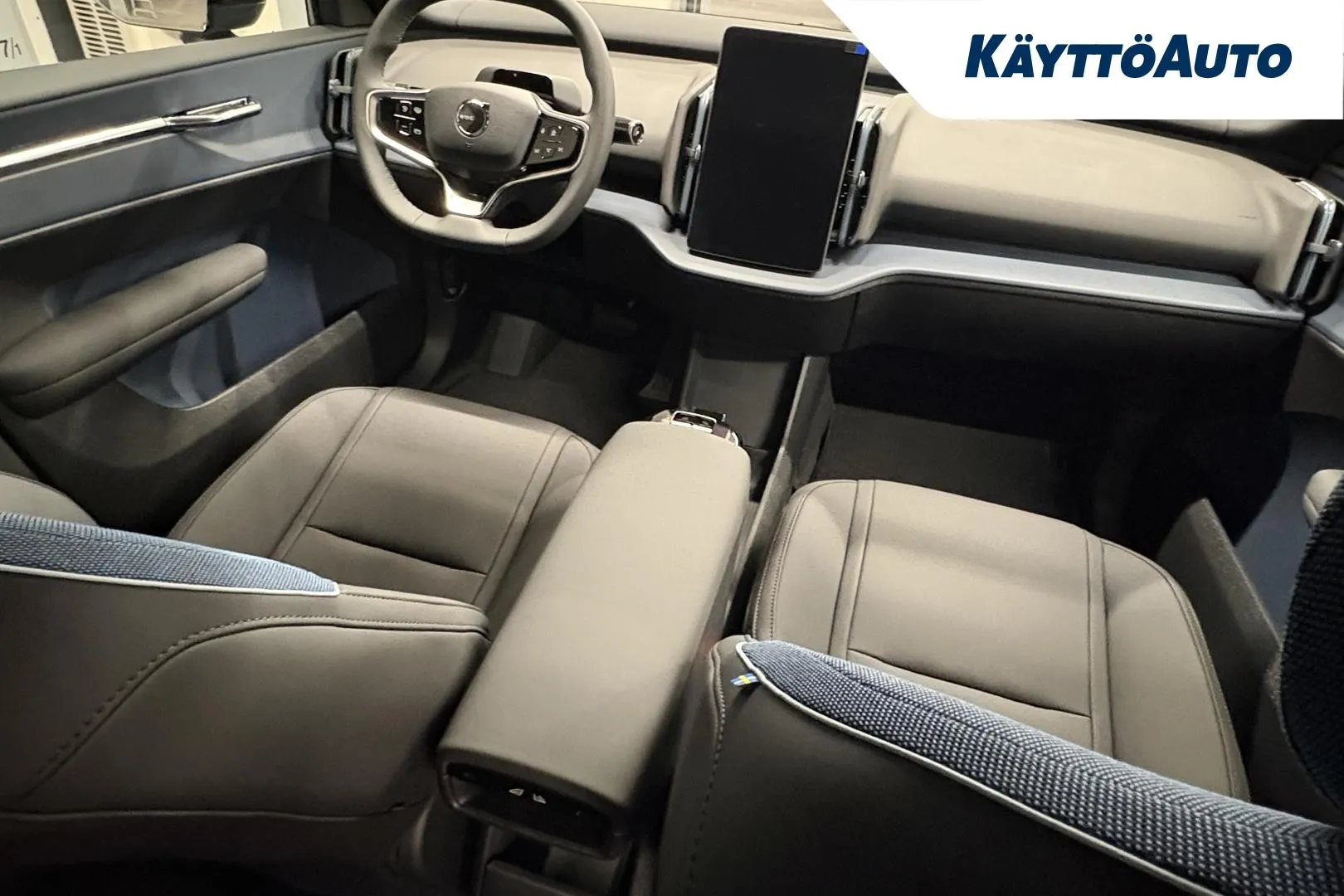 Volvo EX30 ISV-446 carousel image