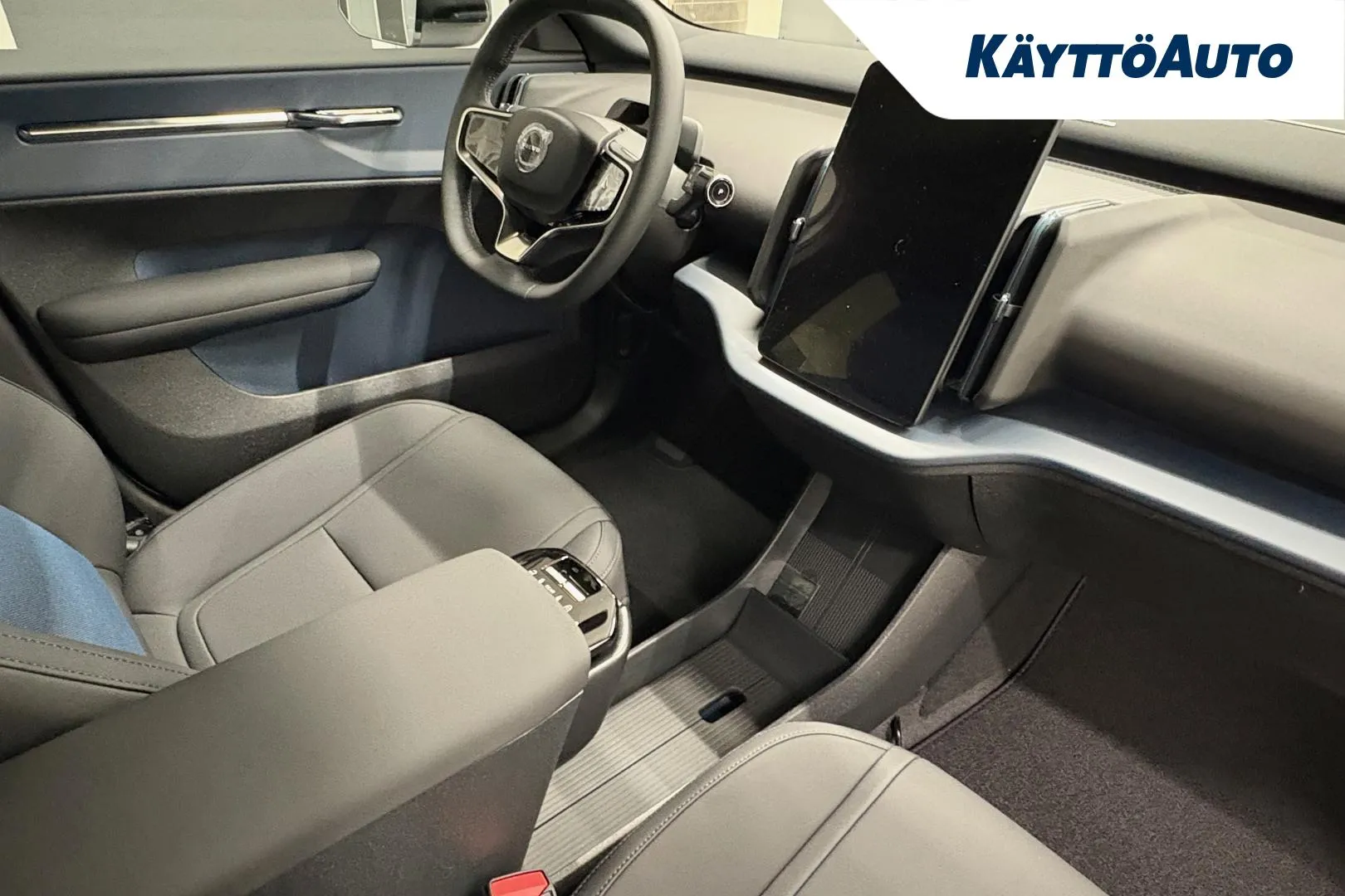 Volvo EX30 ISS-302 carousel image