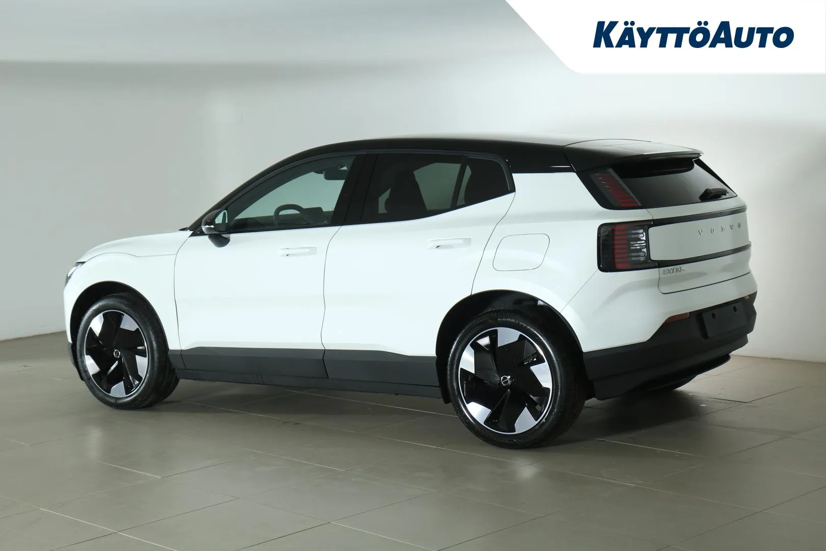 Volvo EX30 ISS-302 carousel image