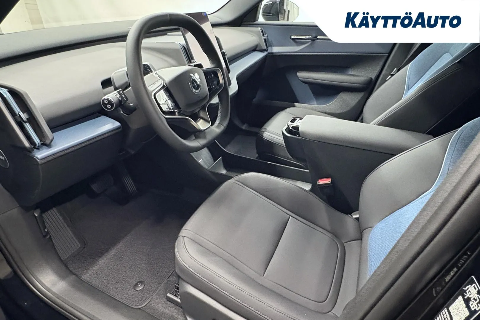 Volvo EX30 JOL-296 carousel image