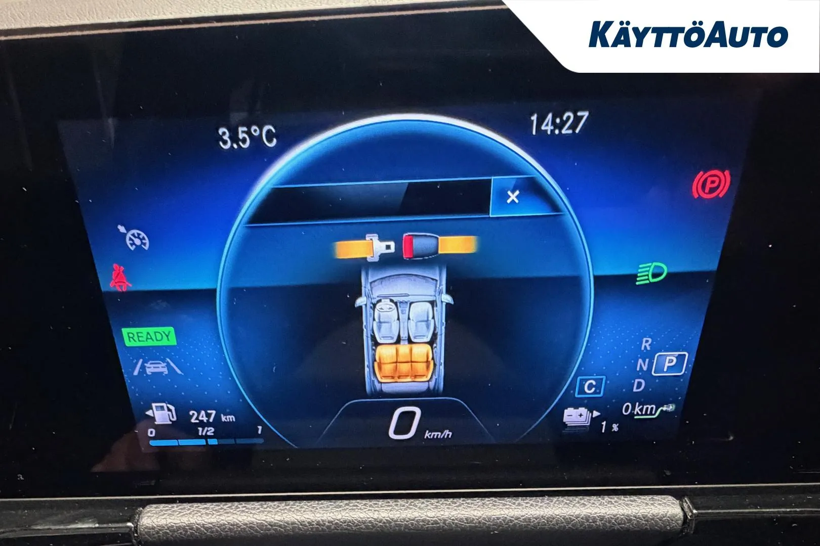 MERCEDES-BENZ GLA JME-948 carousel image