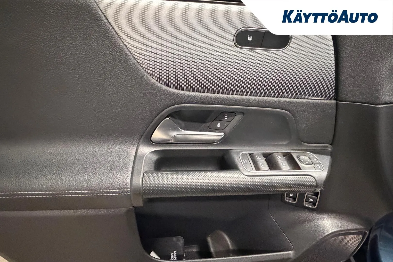 MERCEDES-BENZ GLA JME-948 carousel image