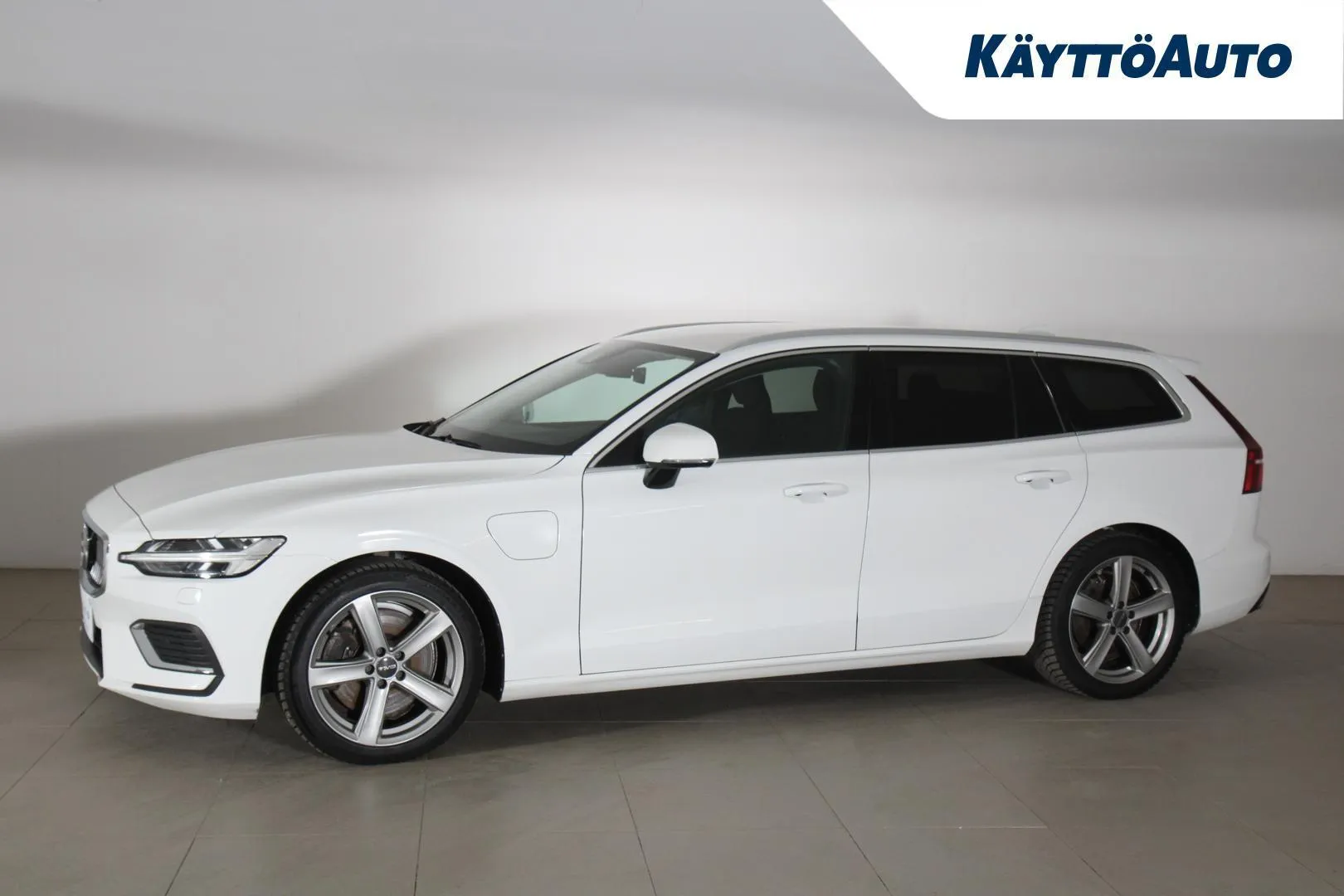 VOLVO V60 LSM-247 carousel image