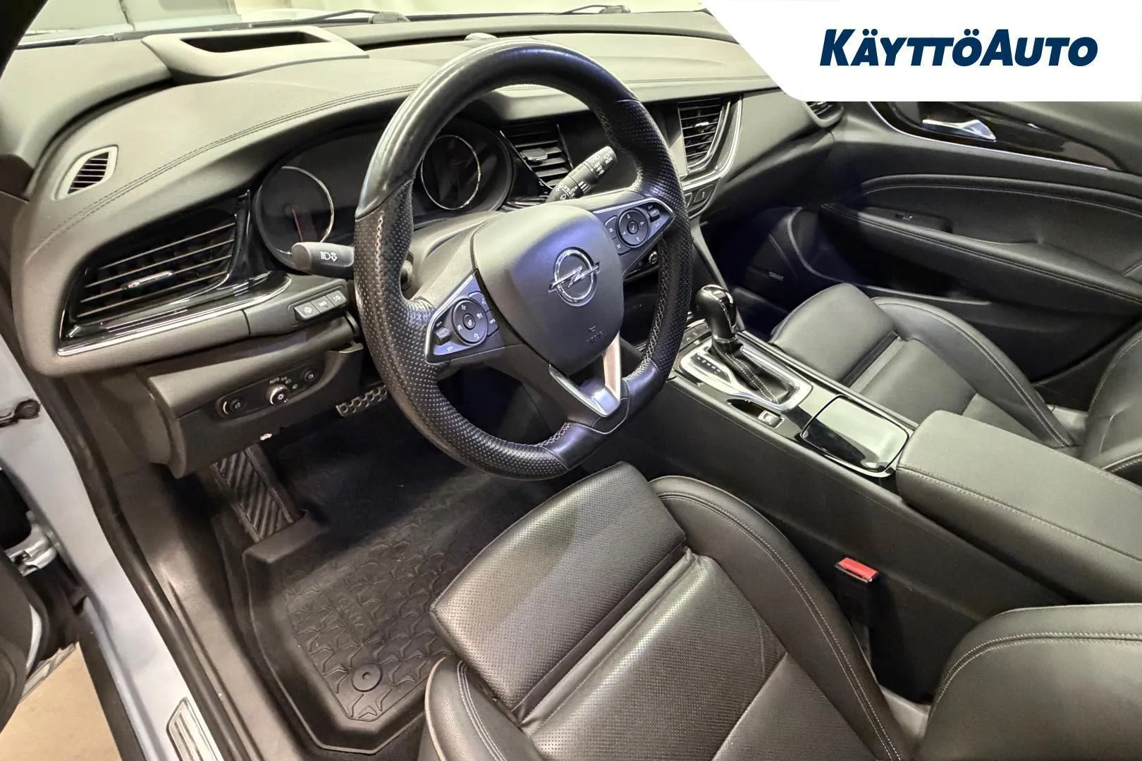 OPEL Insignia MNJ-751 carousel image