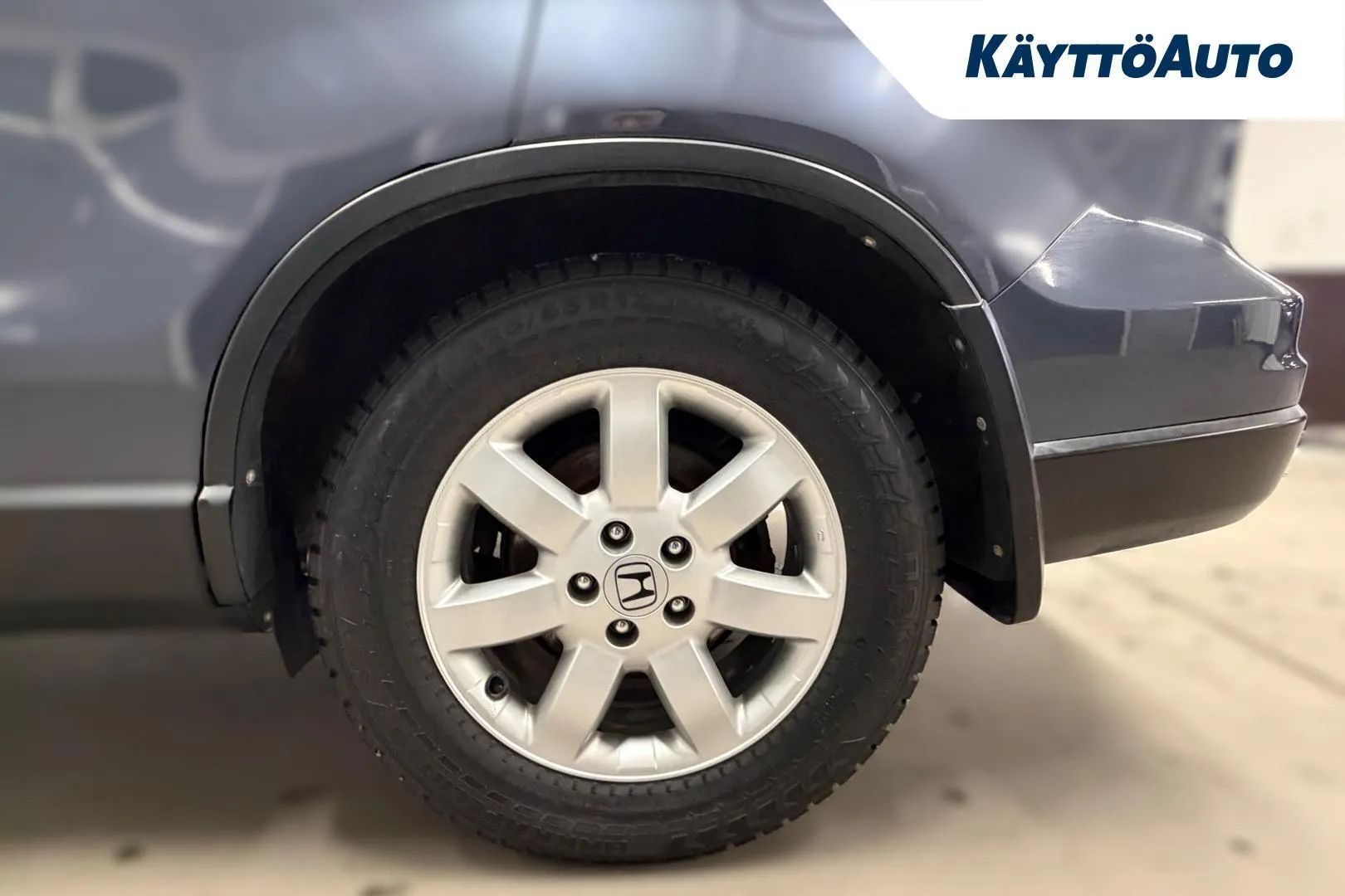 Honda CR-V XUO-888 carousel image