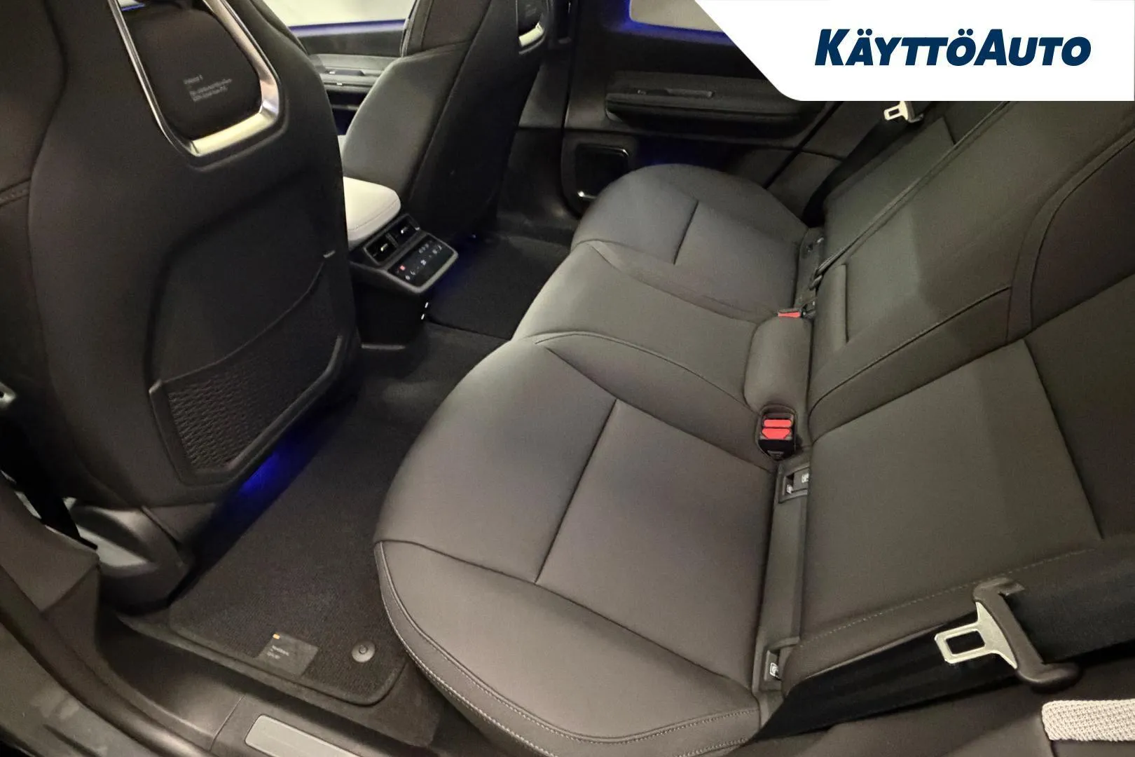 Polestar 4 EVS-113 carousel image