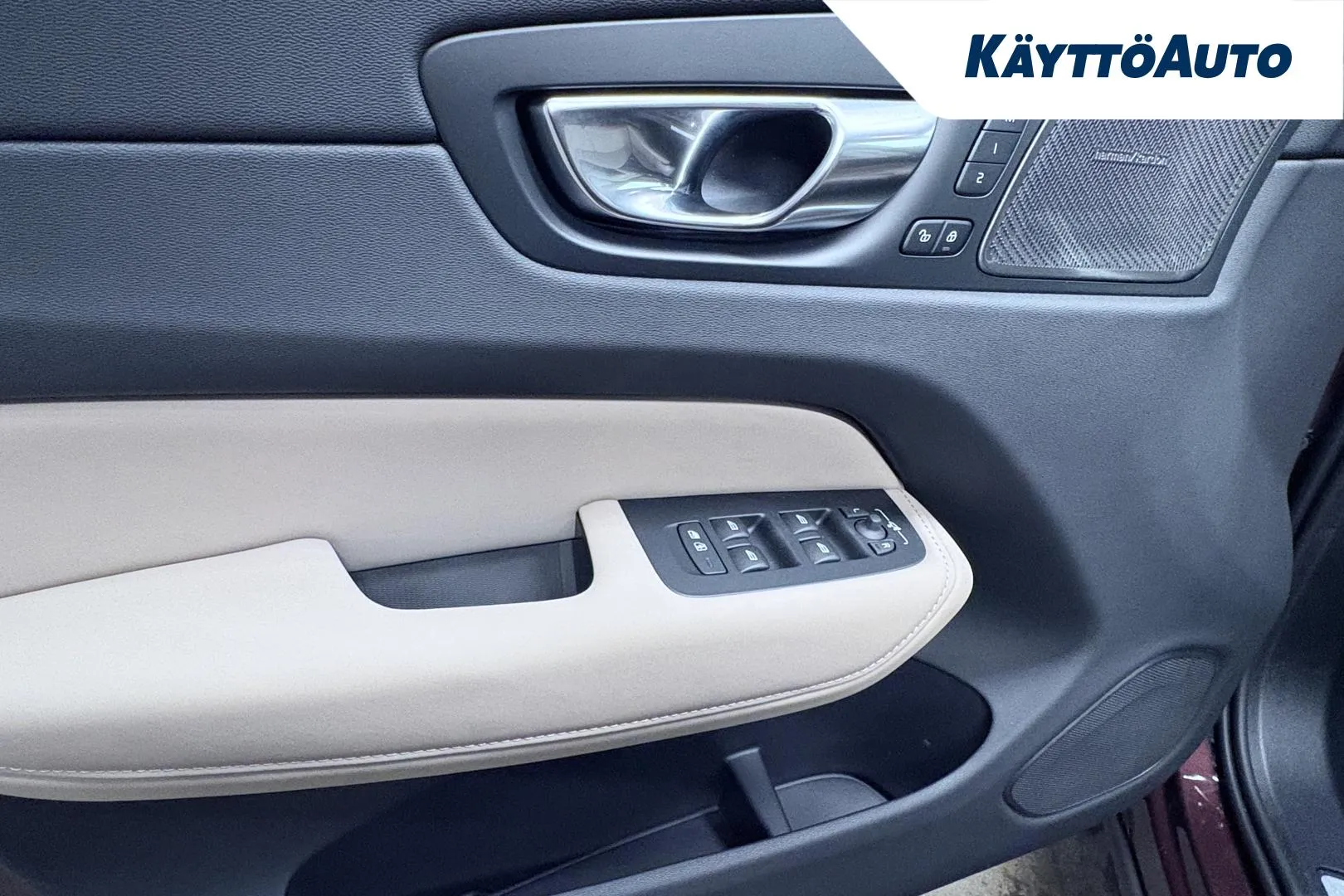 Volvo XC60 NOJ-767 carousel image