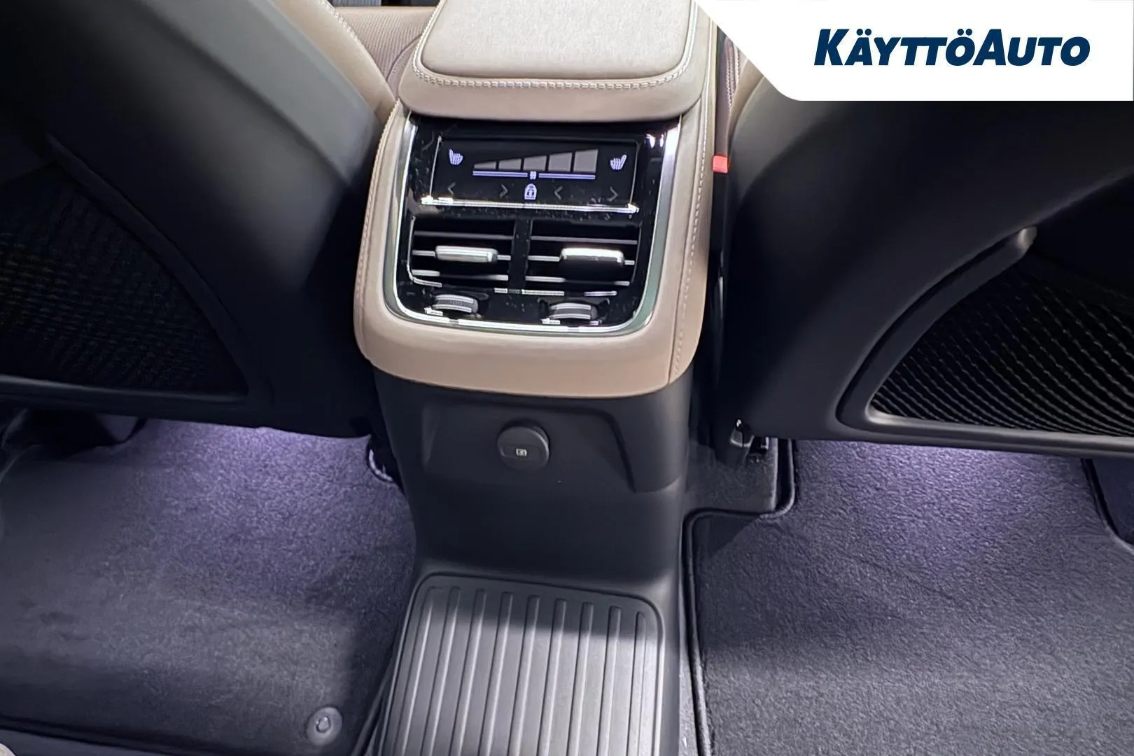 Volvo XC90 MRT-718 carousel image
