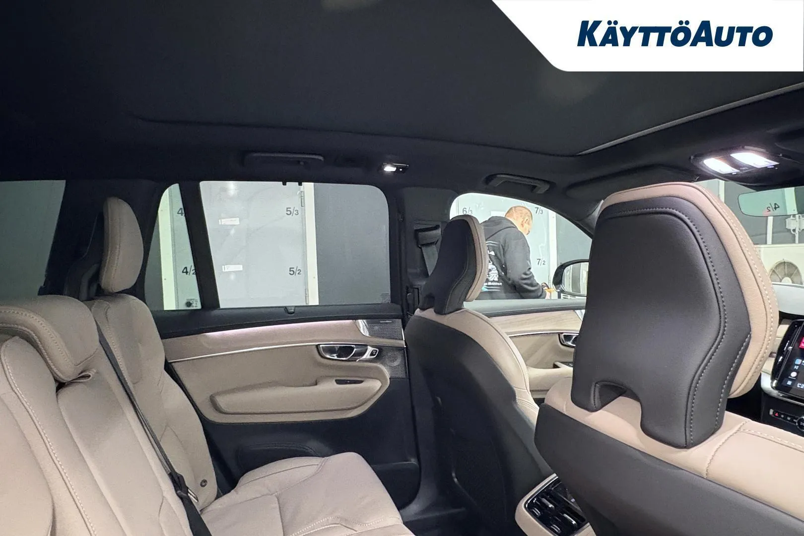 Volvo XC90 MRT-718 carousel image