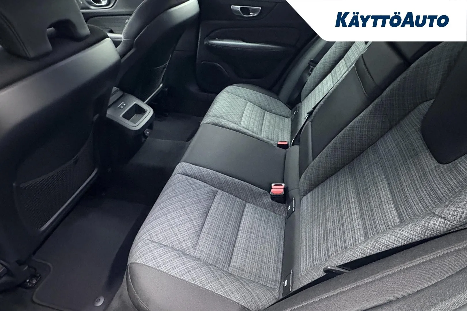 VOLVO V60 FRI-463 carousel image