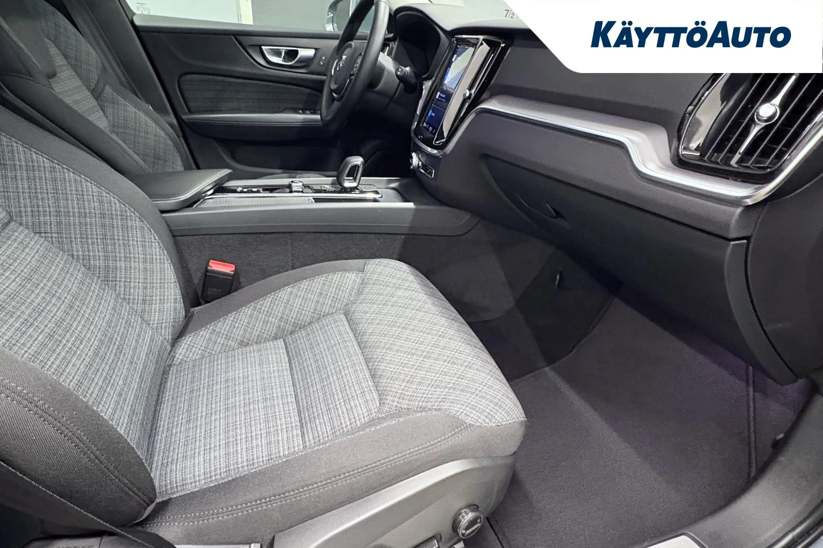 VOLVO V60 FRI-463 carousel image