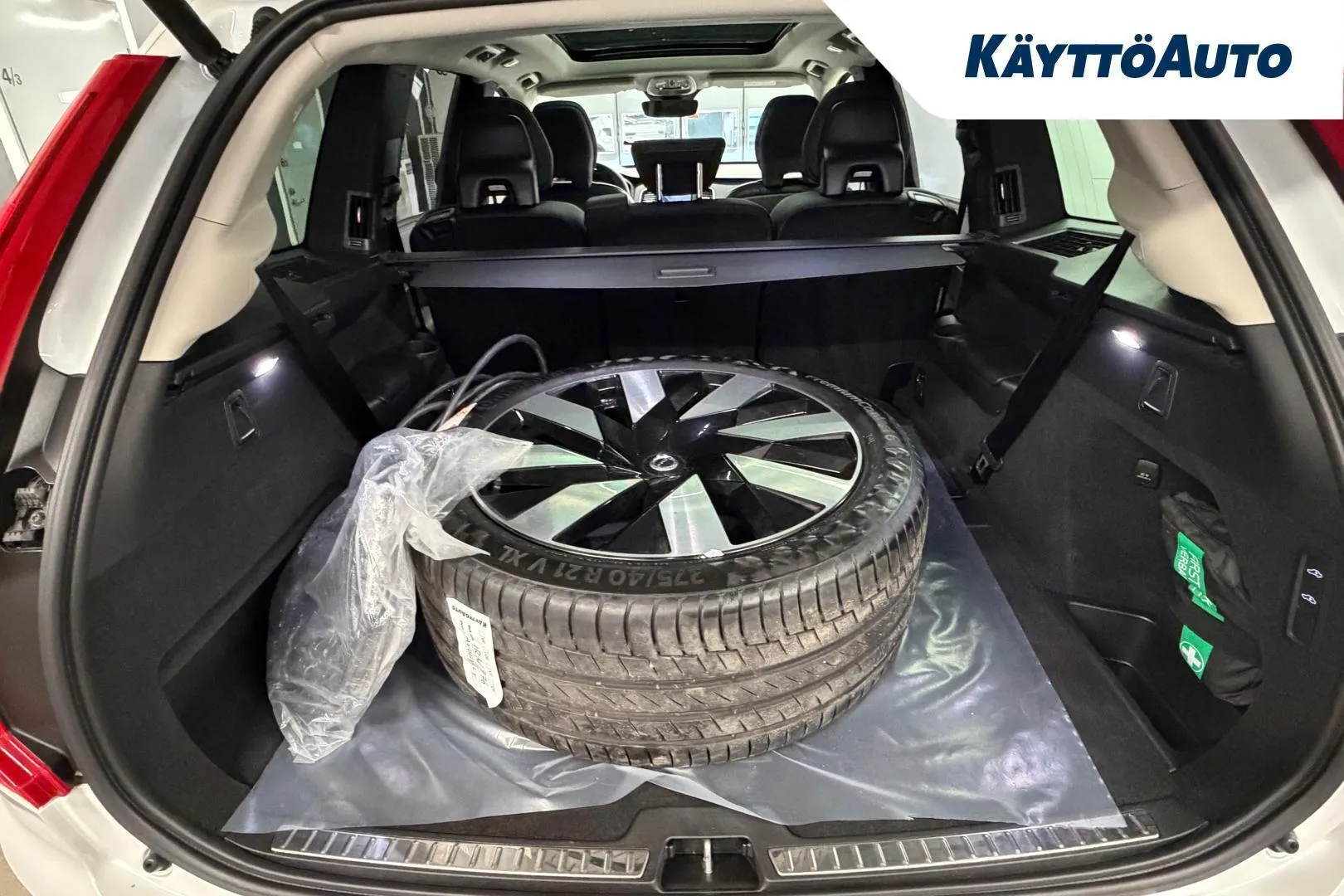 Volvo XC90 IRN-776 carousel image