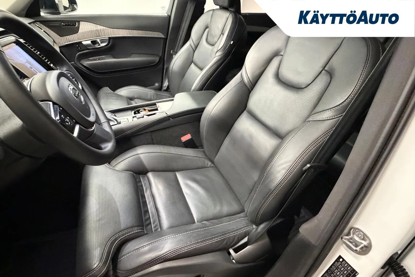Volvo XC90 IRN-776 carousel image