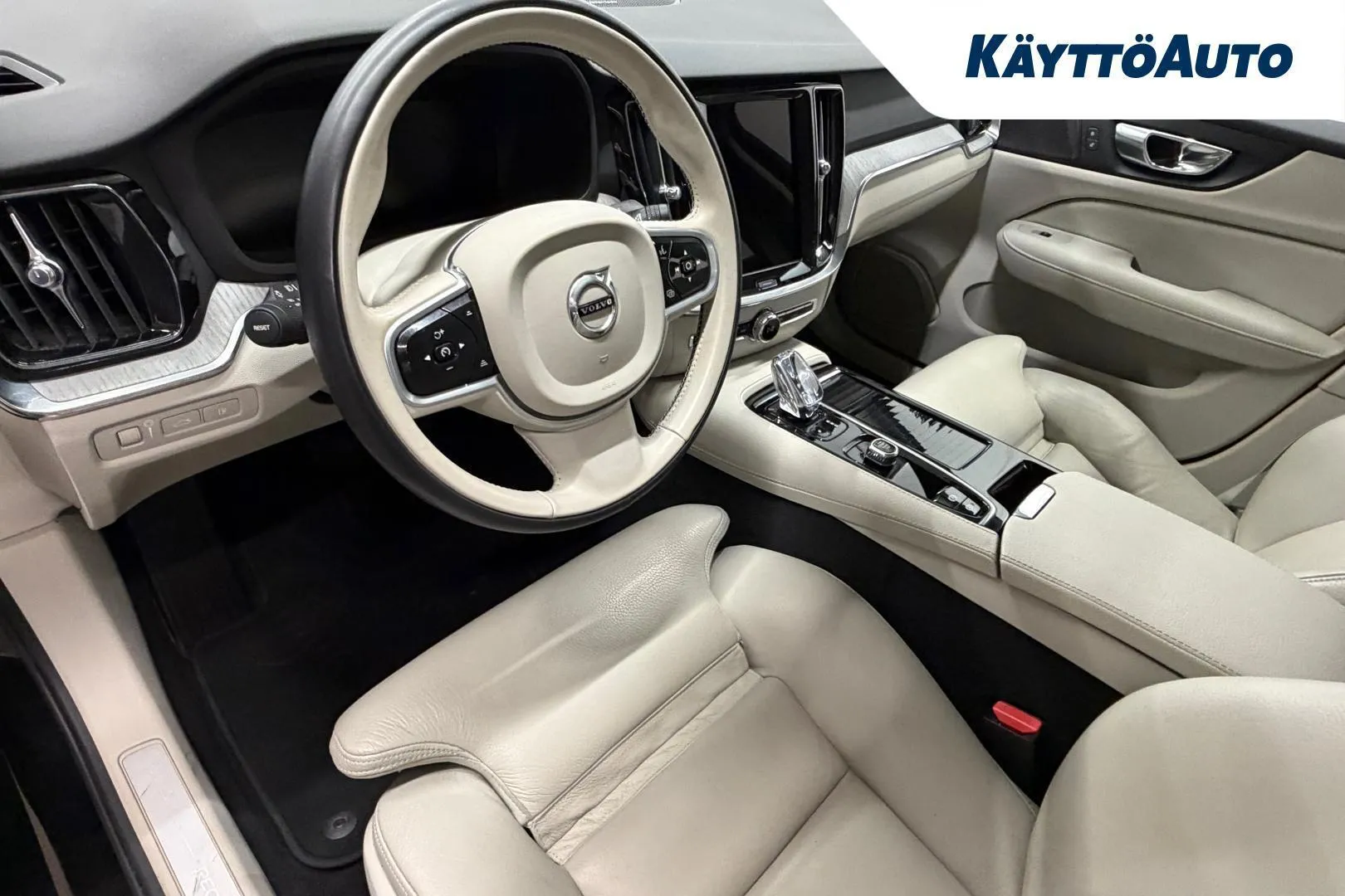 VOLVO S60 KUM-734 carousel image