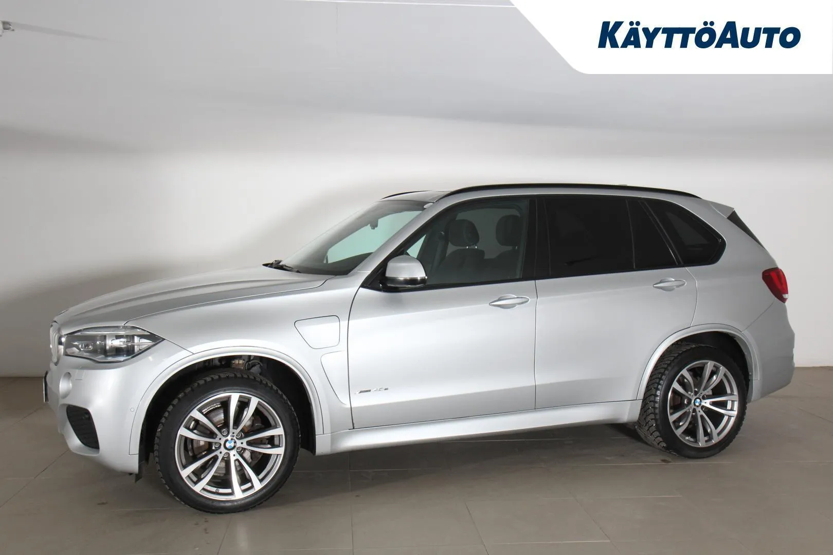 BMW X5 INE-800 carousel image