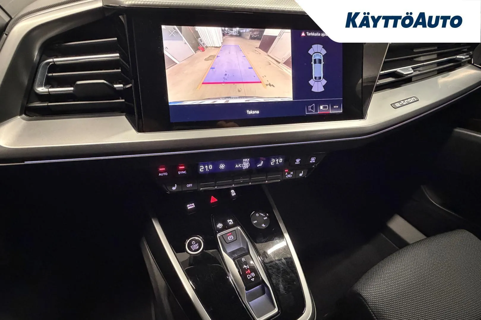 AUDI Q4 e-tron NMI-360 carousel image