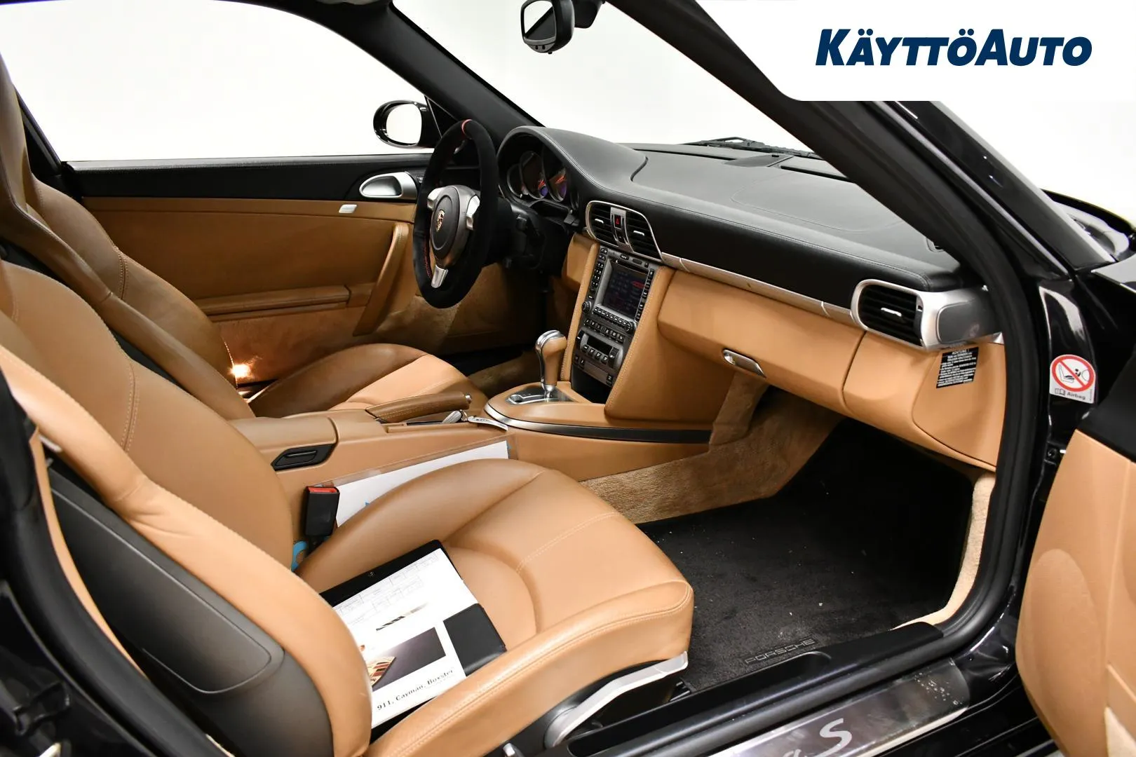 PORSCHE 911 XVO-388 carousel image