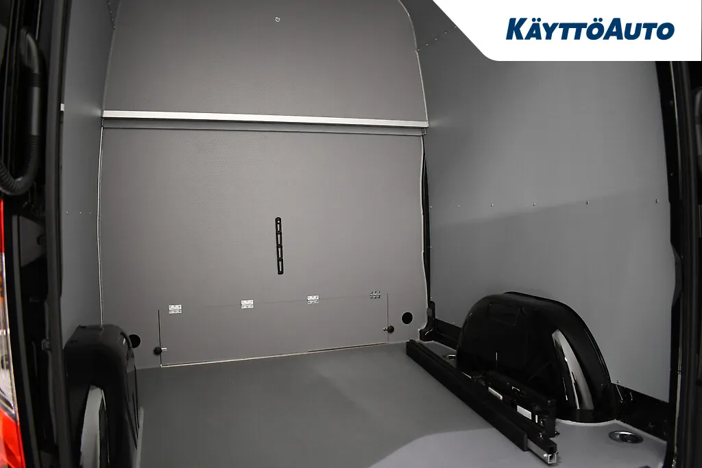 Mercedes-Benz Sprinter EUX-609 carousel image