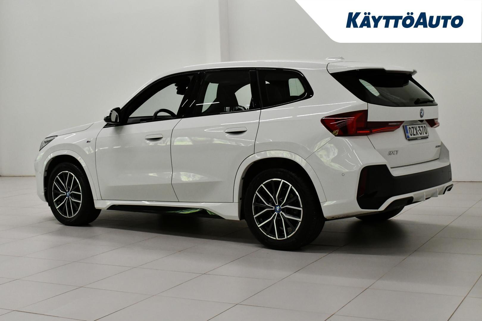 BMW iX1 xDrive30 61EF 2024, kuva 3/23