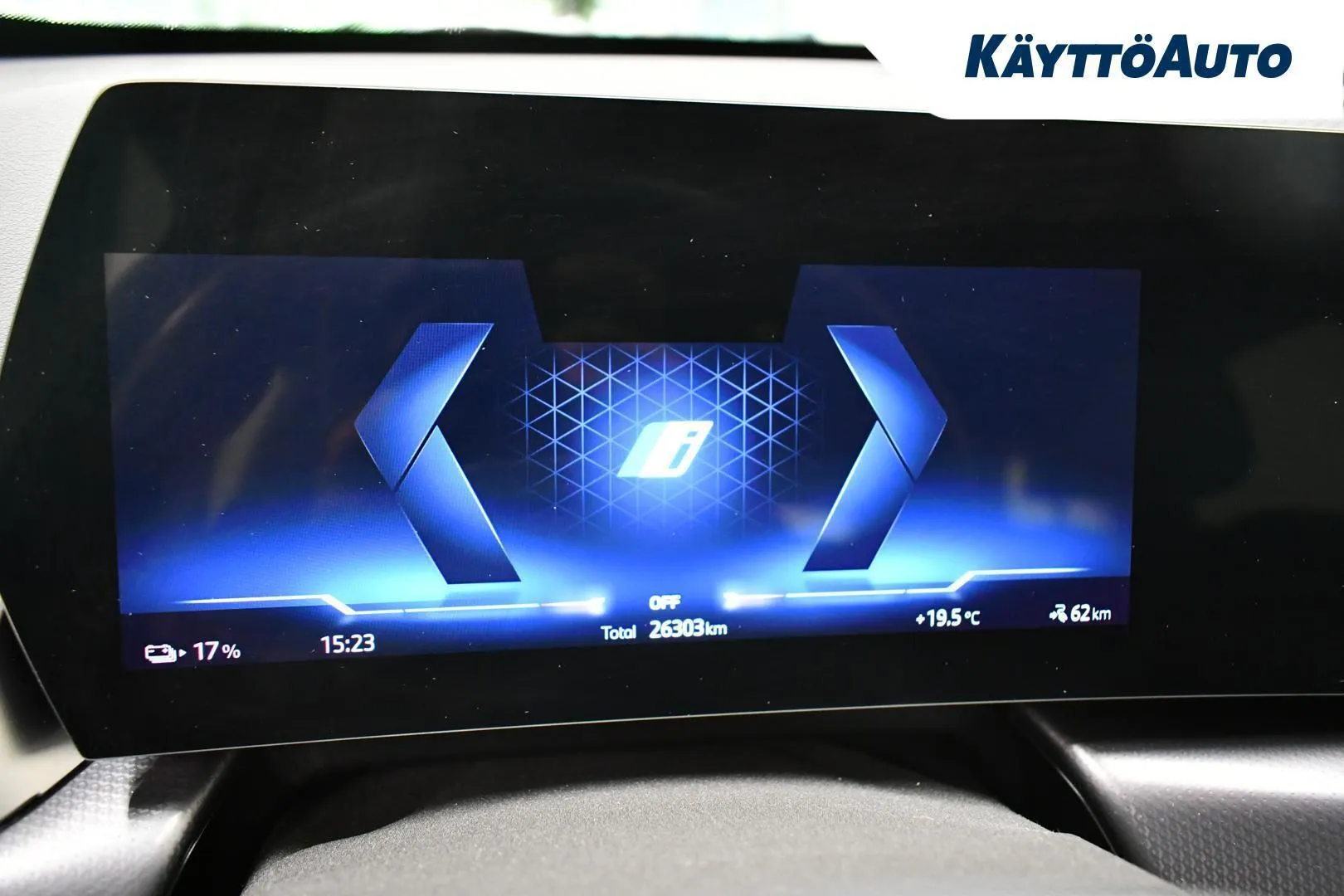 BMW iX1 OZX-370 carousel image