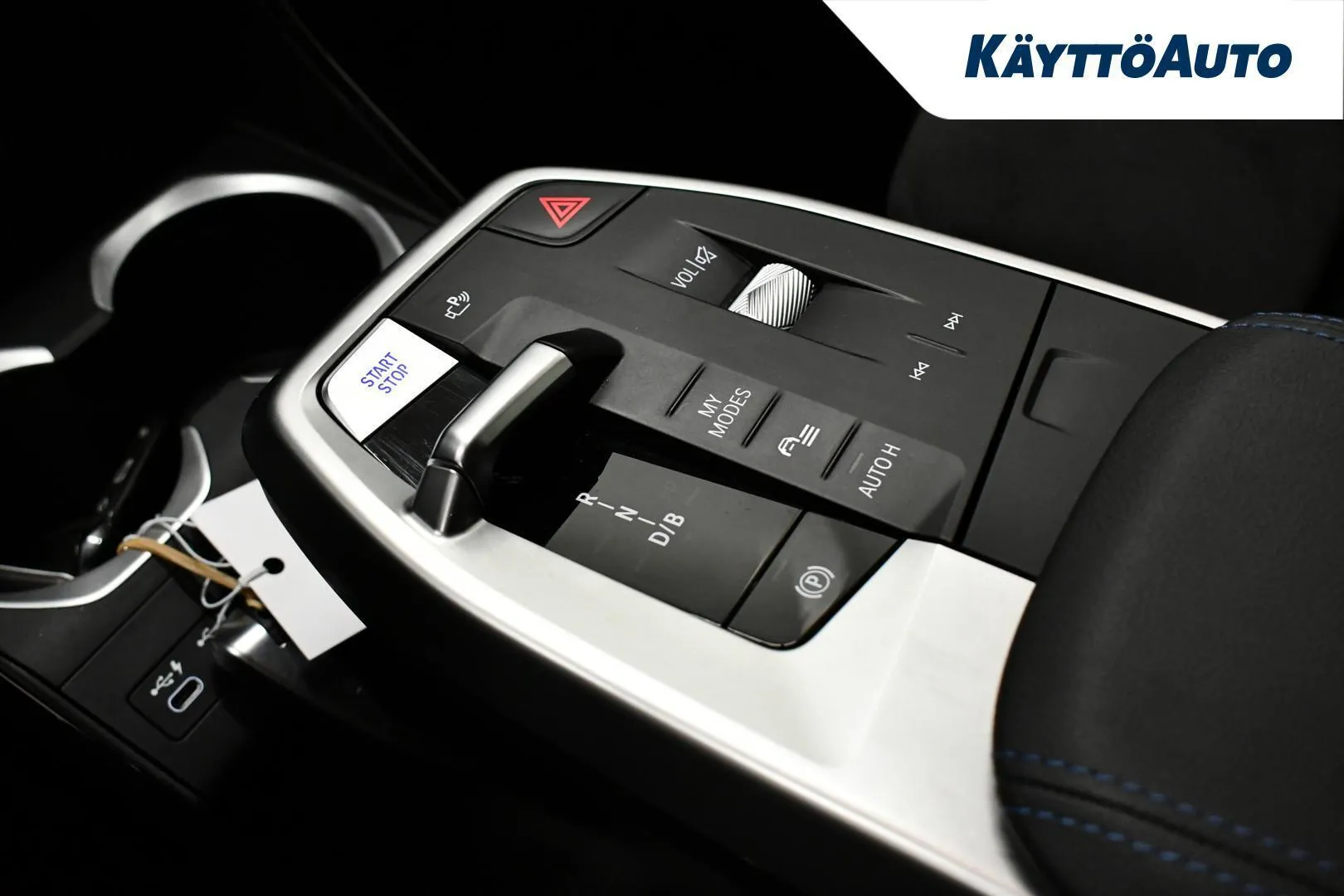 BMW iX1 OZX-370 carousel image