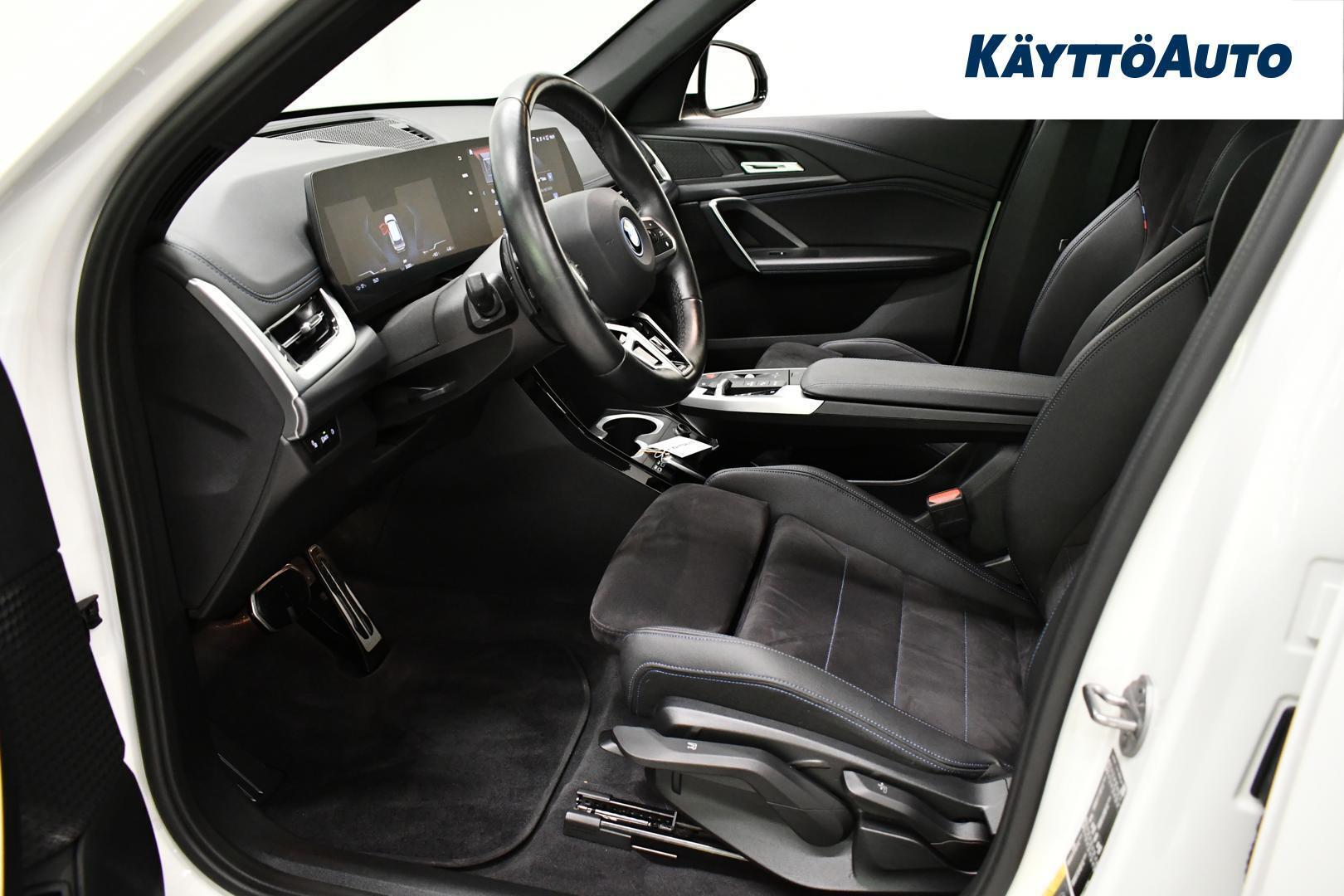 BMW iX1 xDrive30 61EF 2024, kuva 4/23