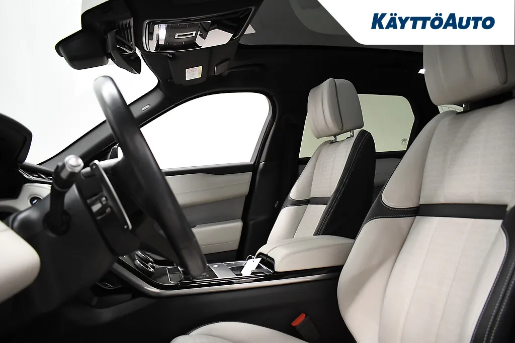 LAND ROVER Range Rover Velar NMJ-211 carousel image