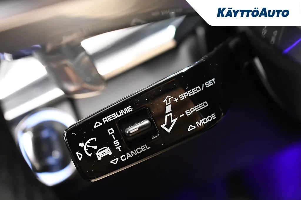 PORSCHE Panamera GZY-348 carousel image