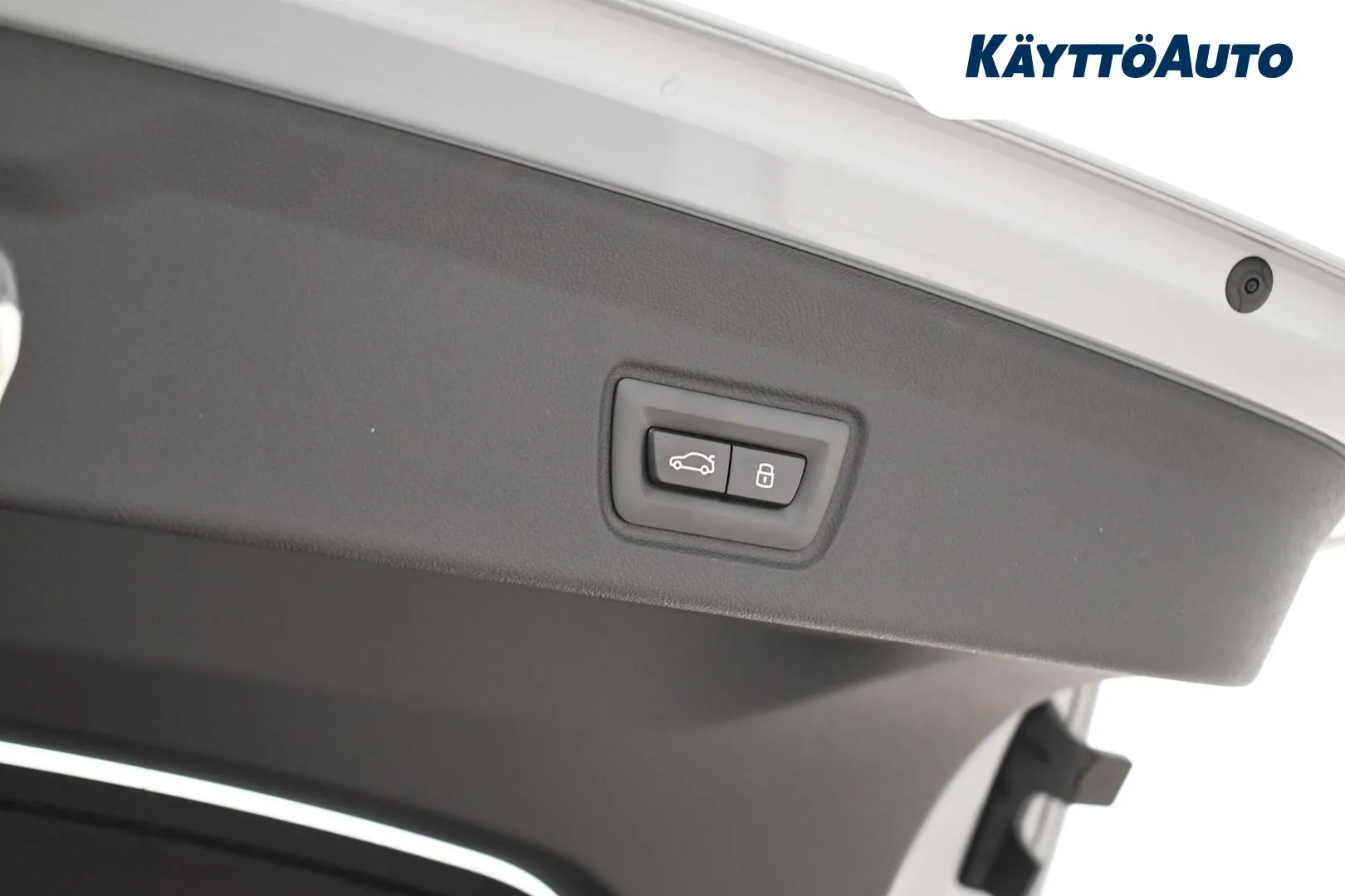 BMW i4 SPR-157 carousel image
