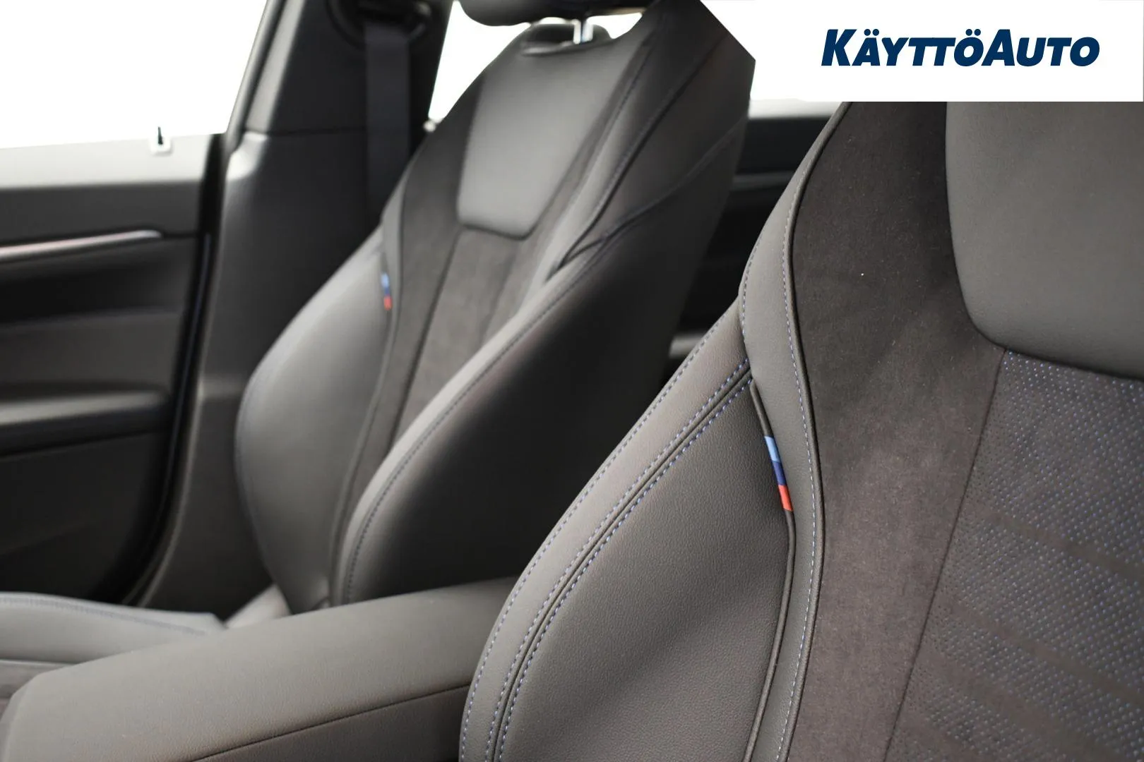 BMW i4 SPR-157 carousel image