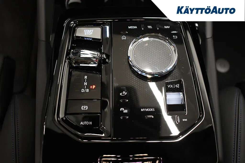 BMW i5 NNH-972 carousel image