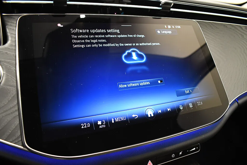 Mercedes-Benz E NNH-317 carousel image