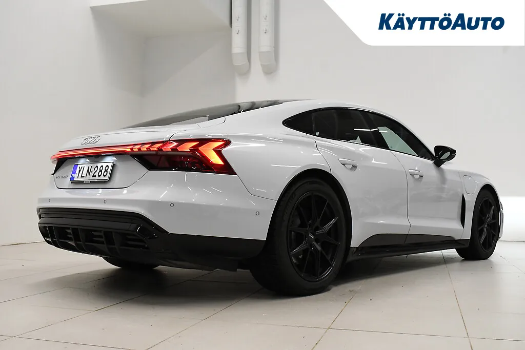 AUDI e-tron GT YLN-288 carousel image