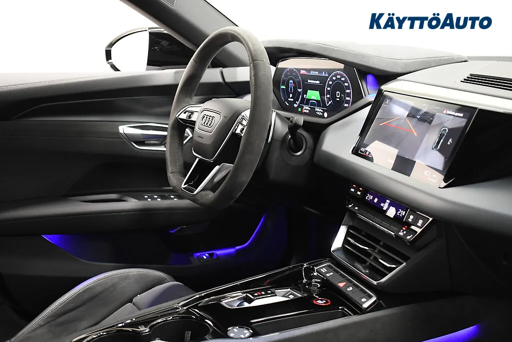 AUDI e-tron GT YLN-288 carousel image