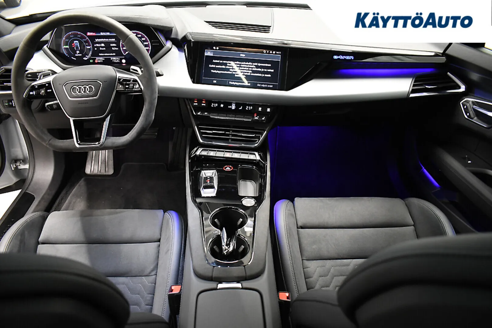 AUDI e-tron GT YLN-288 carousel image