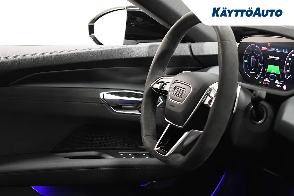 AUDI e-tron GT YLN-288 carousel image