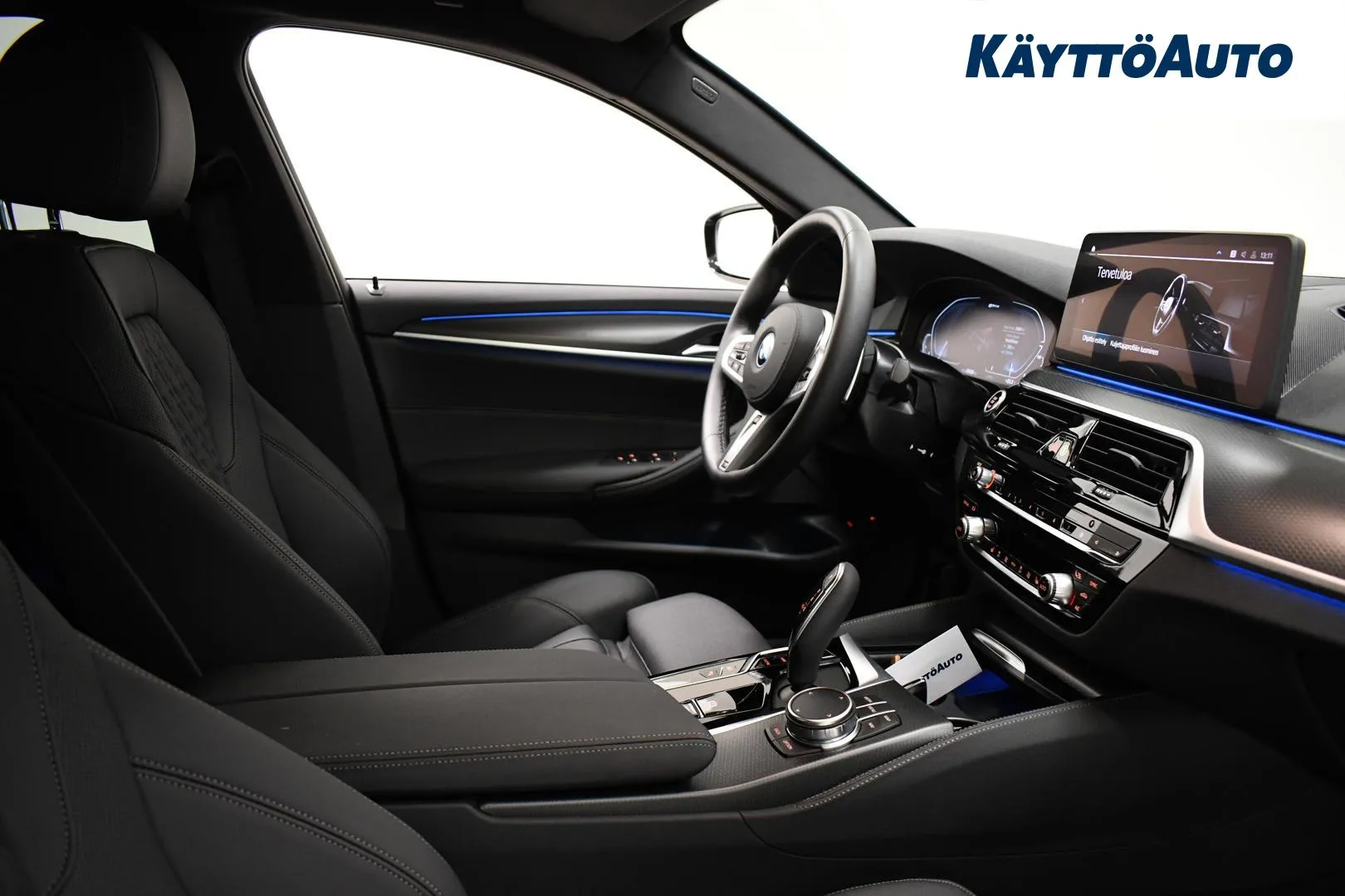 BMW 545 SPT-424 carousel image