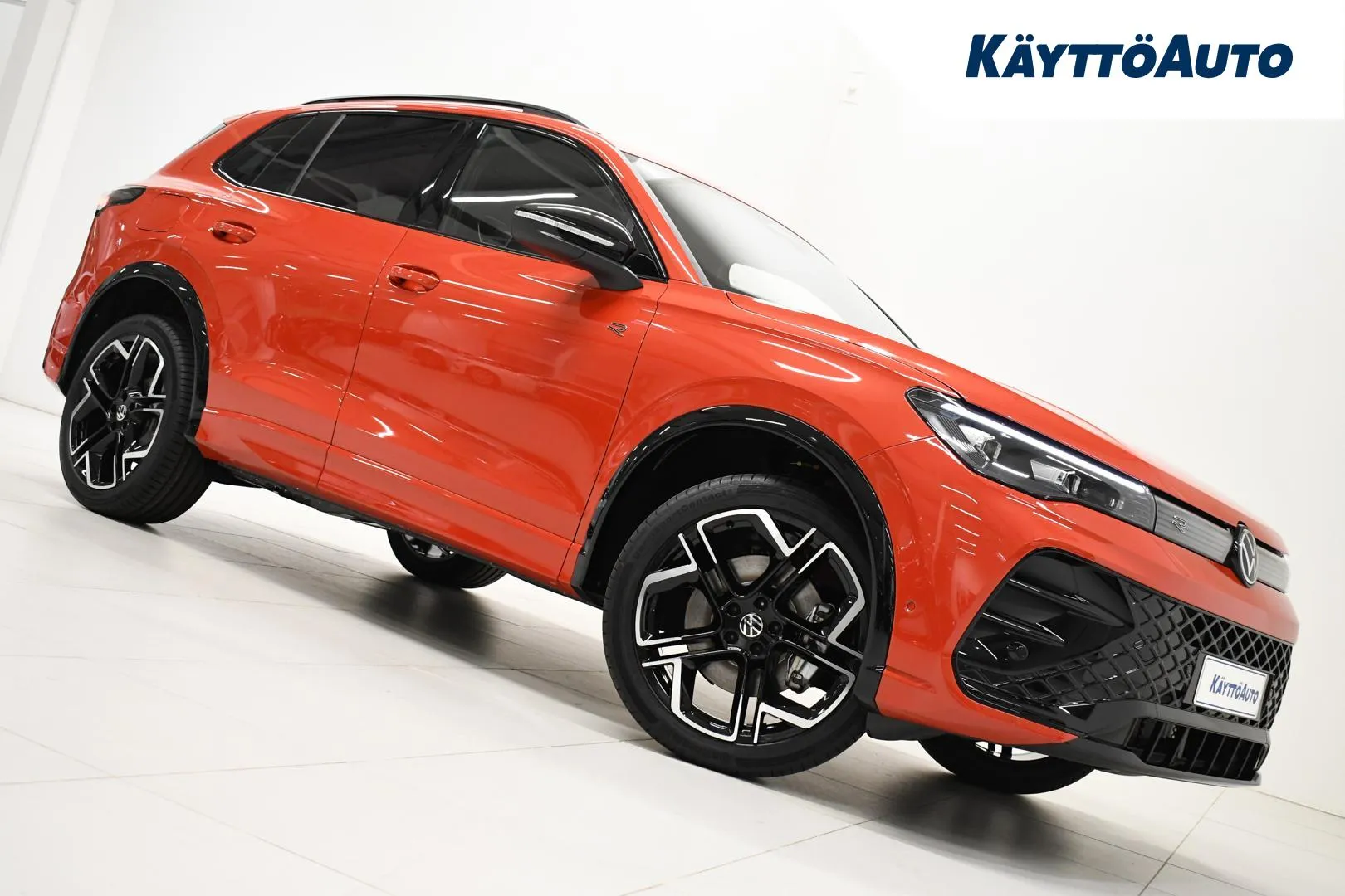 Volkswagen Tiguan NNV-610 carousel image