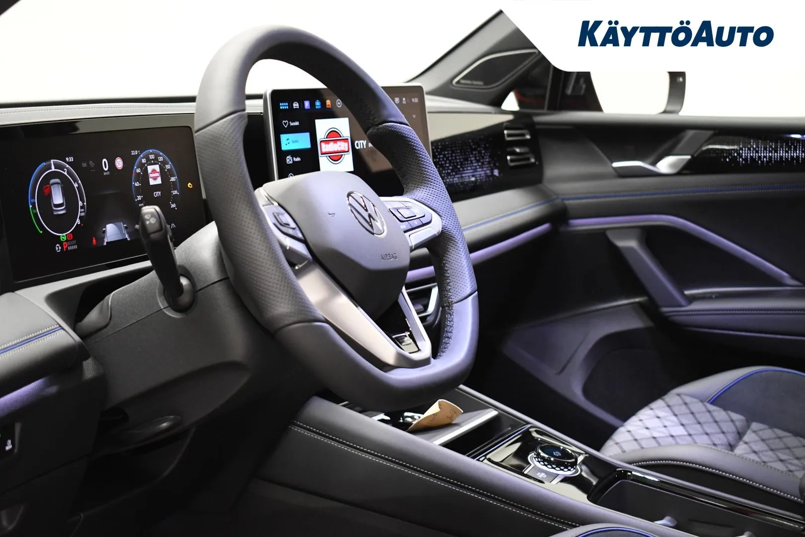 Volkswagen Tiguan NNV-610 carousel image