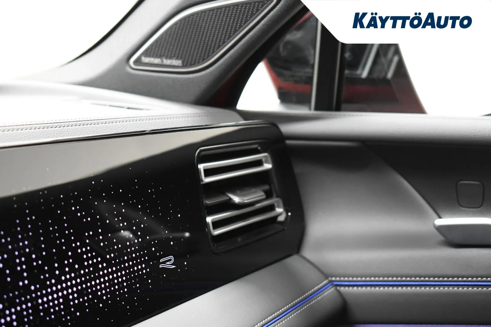 Volkswagen Tiguan NNV-610 carousel image