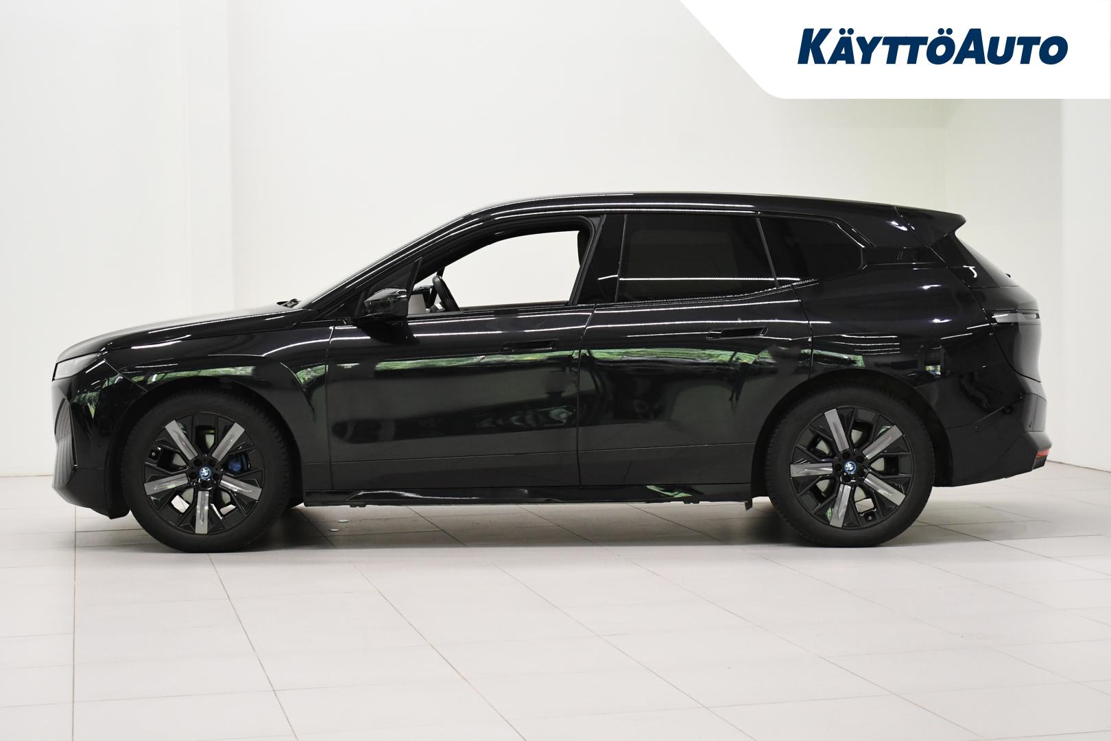 BMW iX M60 2023, kuva 2/30