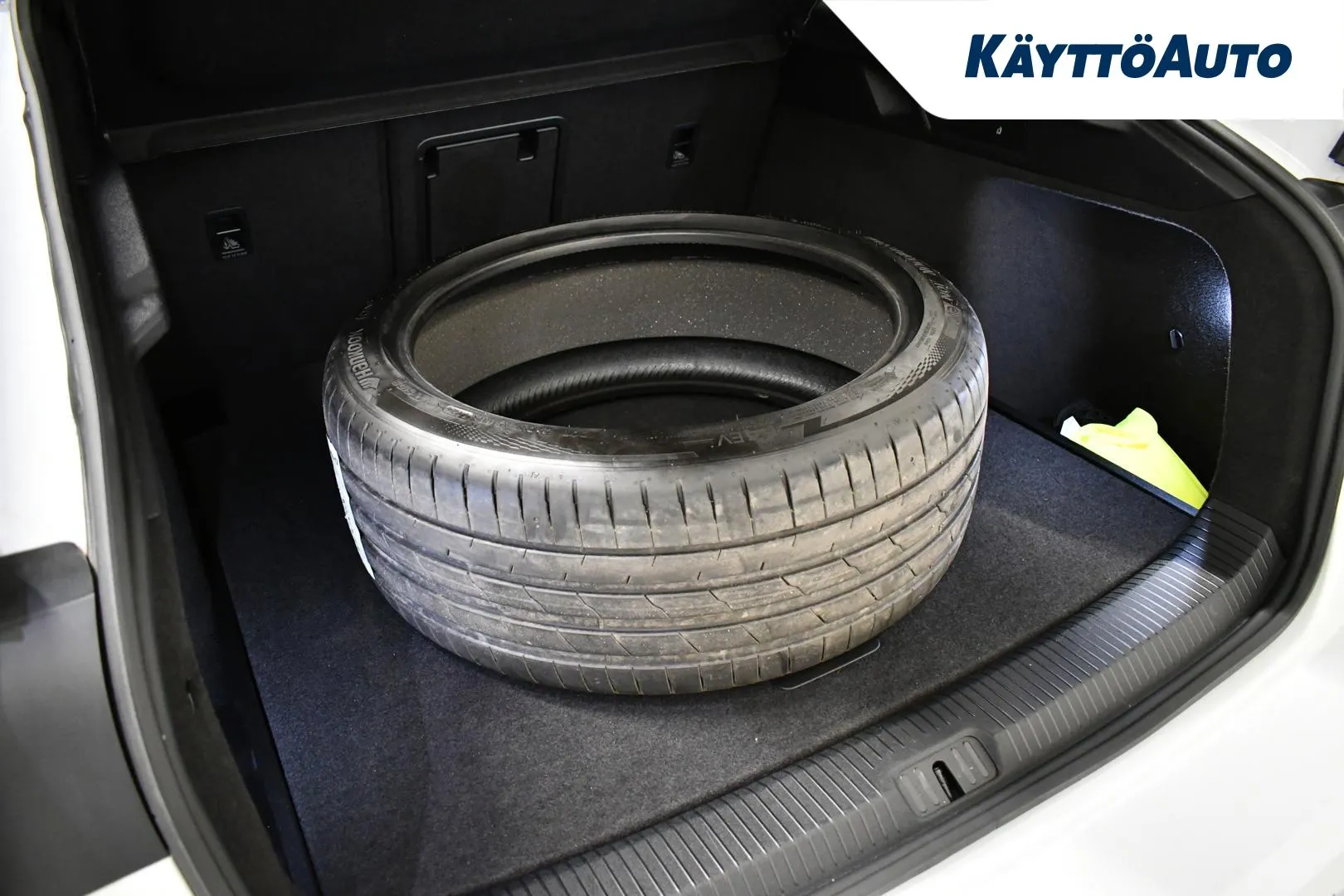 VOLKSWAGEN ID.7 KVX-233 carousel image