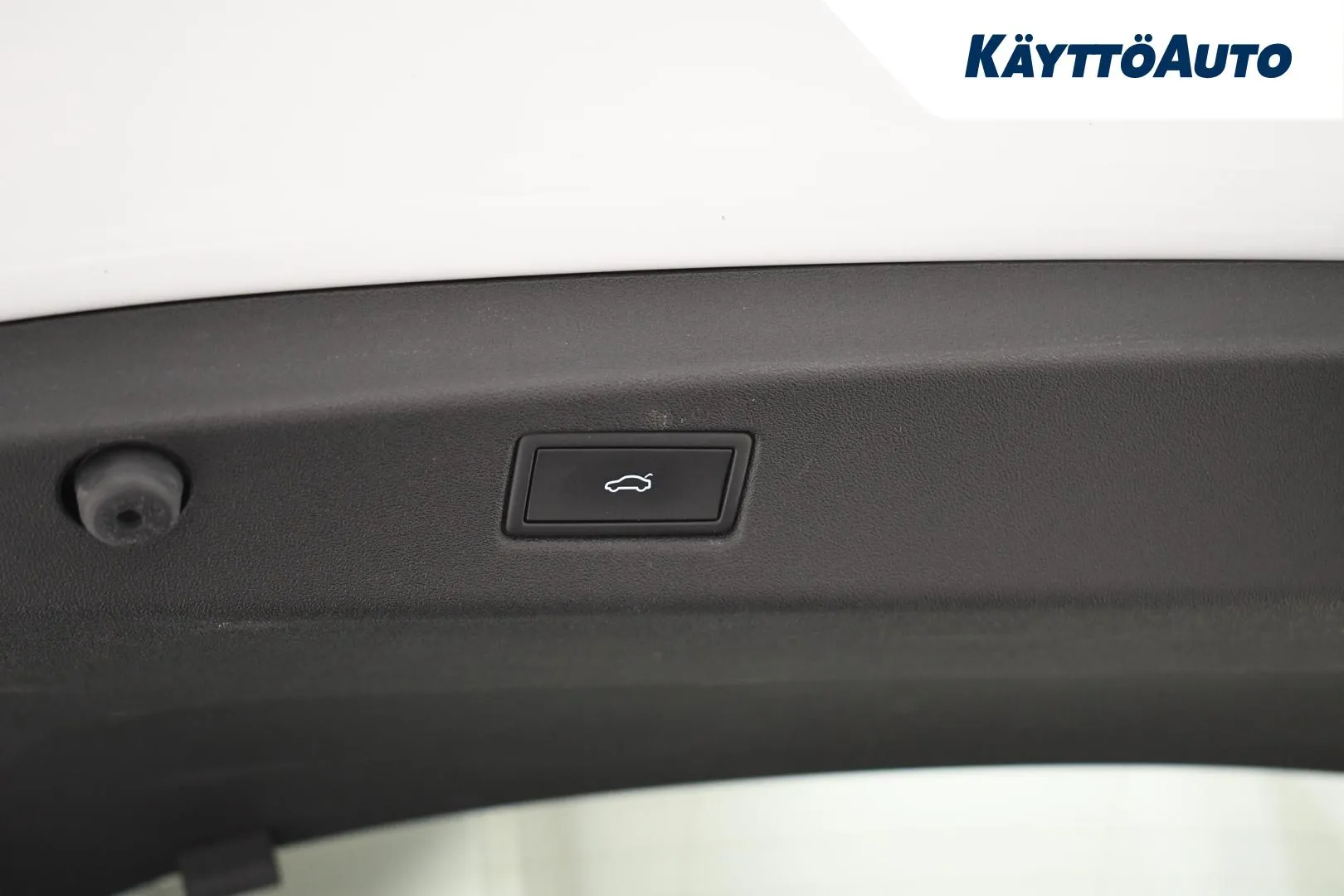 VOLKSWAGEN ID.7 KVX-233 carousel image