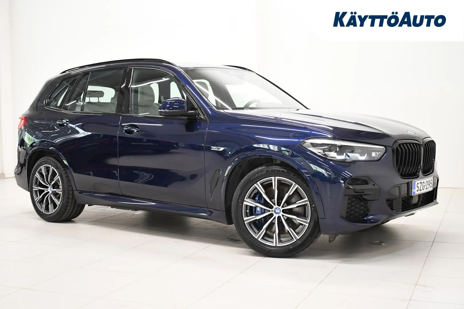 BMW X5 SZG-295 carousel image