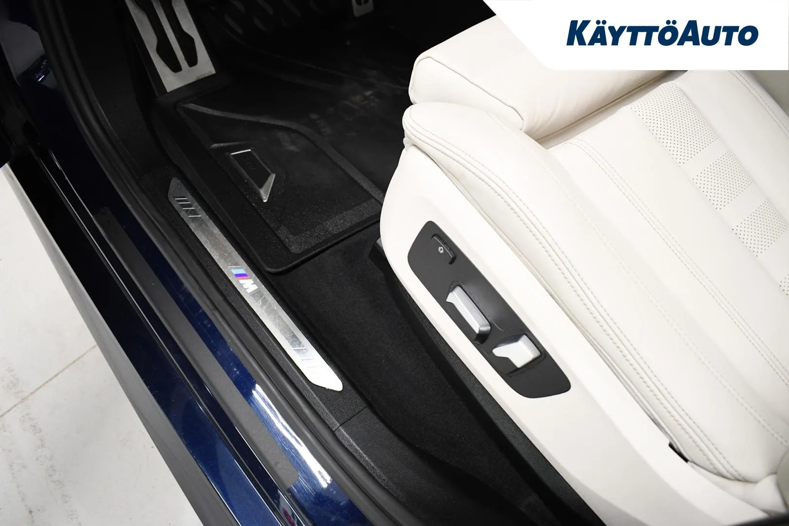 BMW X5 SZG-295 carousel image