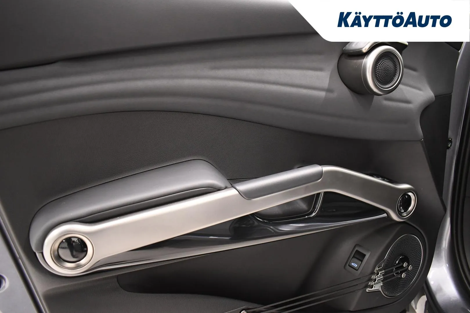 BYD Atto 3 MRJ-268 carousel image