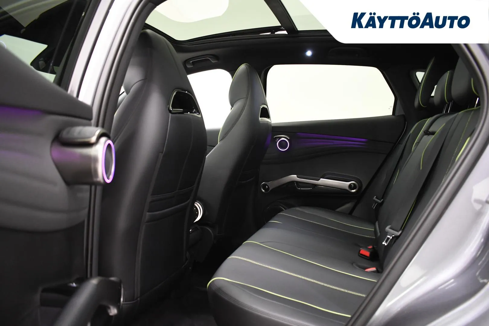 BYD Atto 3 MRJ-268 carousel image