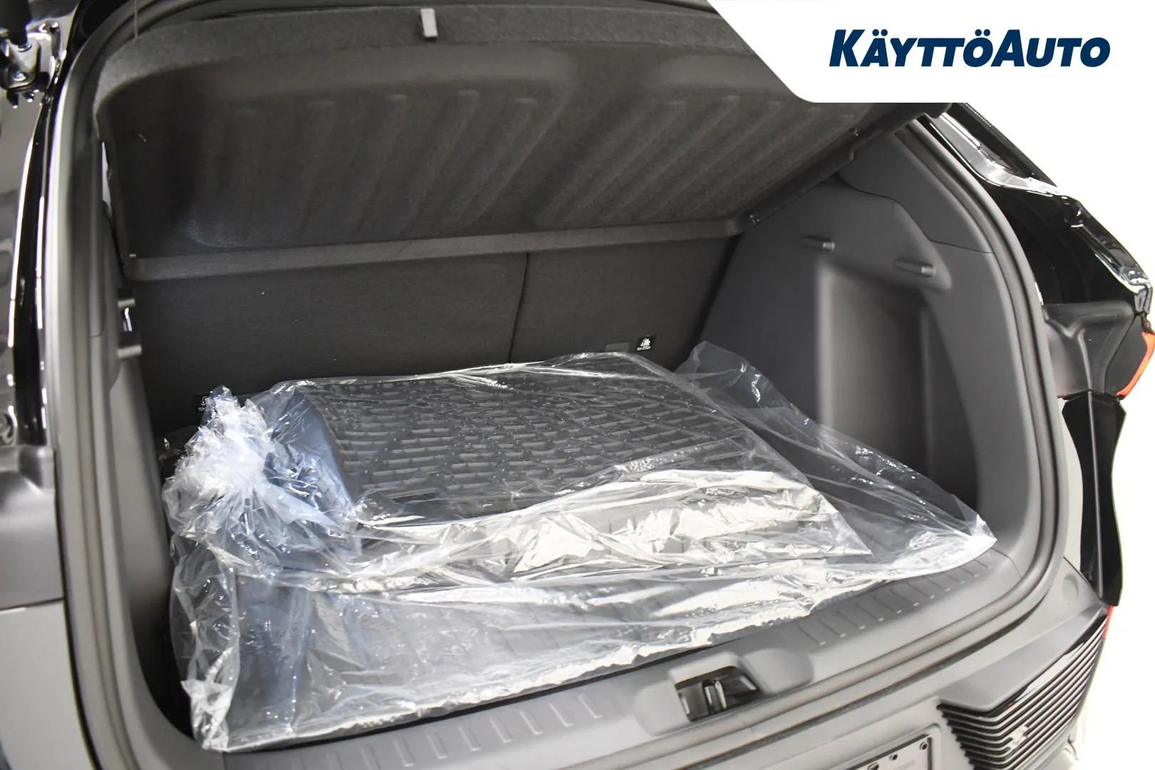 BYD Atto 3 MRJ-277 carousel image