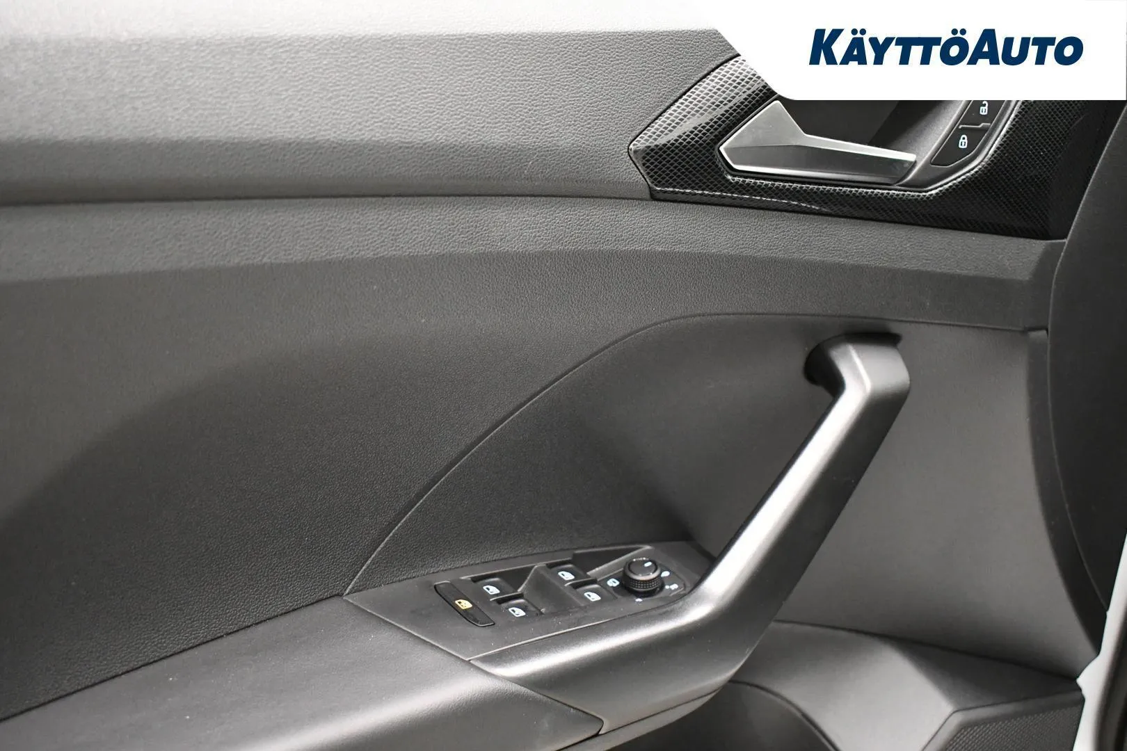 Volkswagen T-Cross XTL-106 carousel image