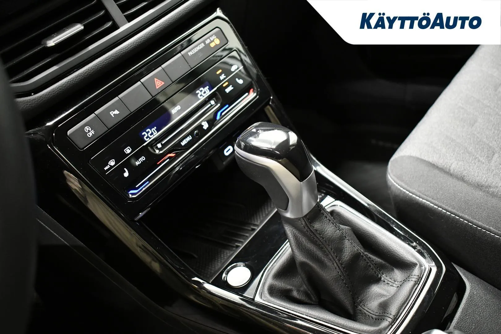 Volkswagen T-Cross XTL-106 carousel image